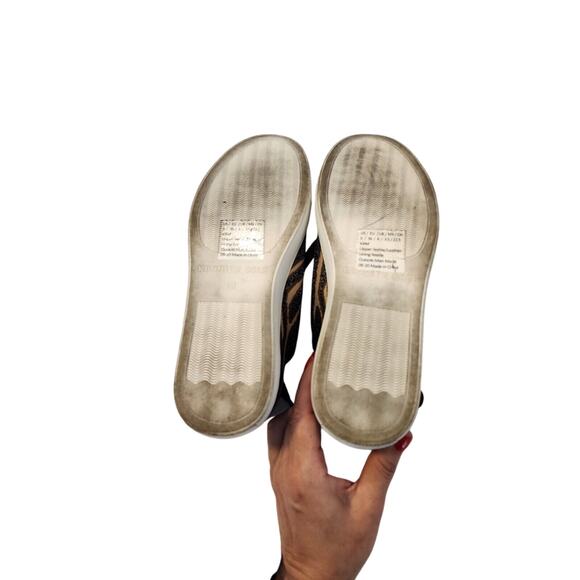 Kenneth Cole New York Kam Animal Print Sz 6 Sneakers Pre Owned No Box - Picture 5 of 5